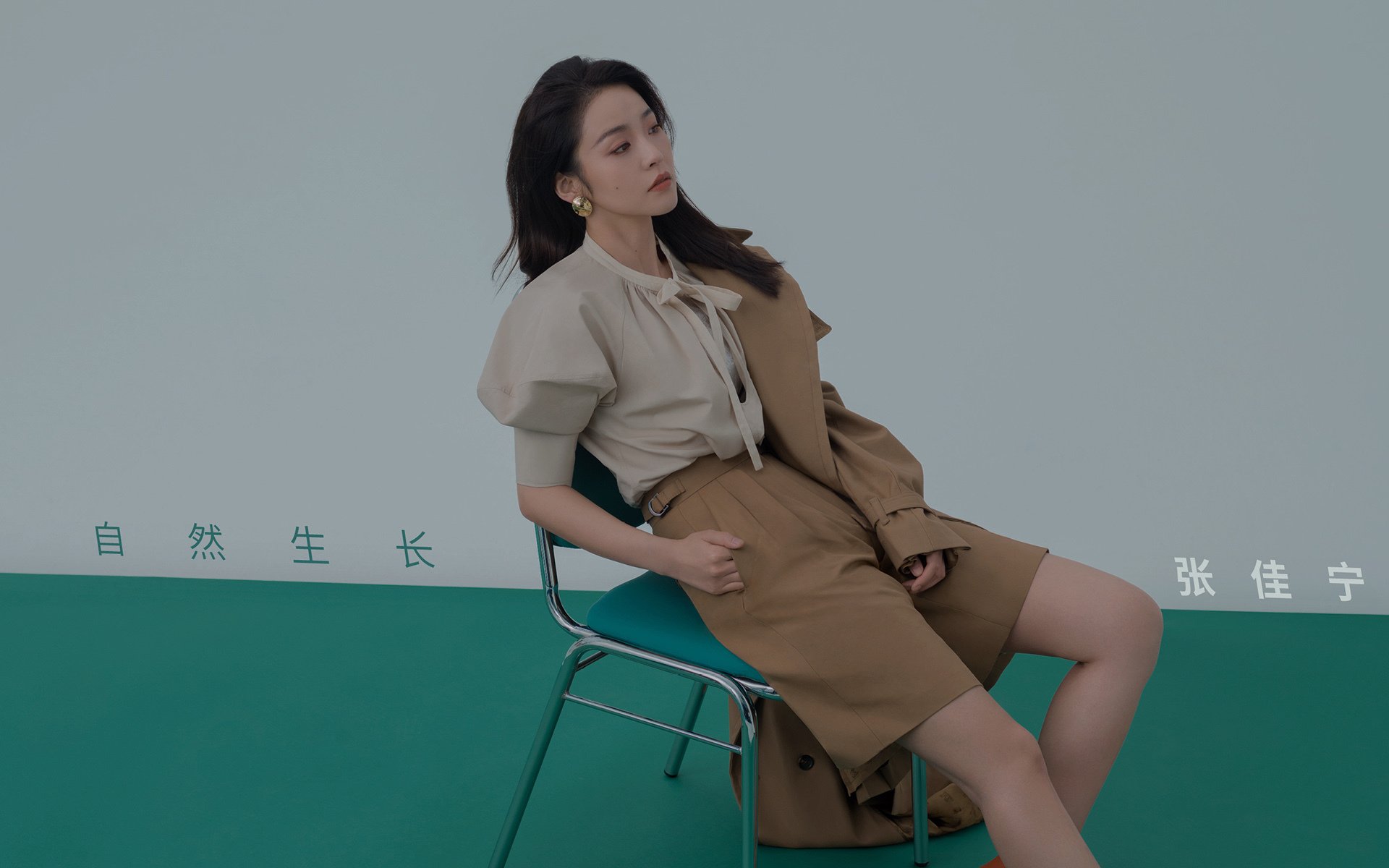 开云体育官方-女子足球联赛冠军争夺激烈，女子足球大赛